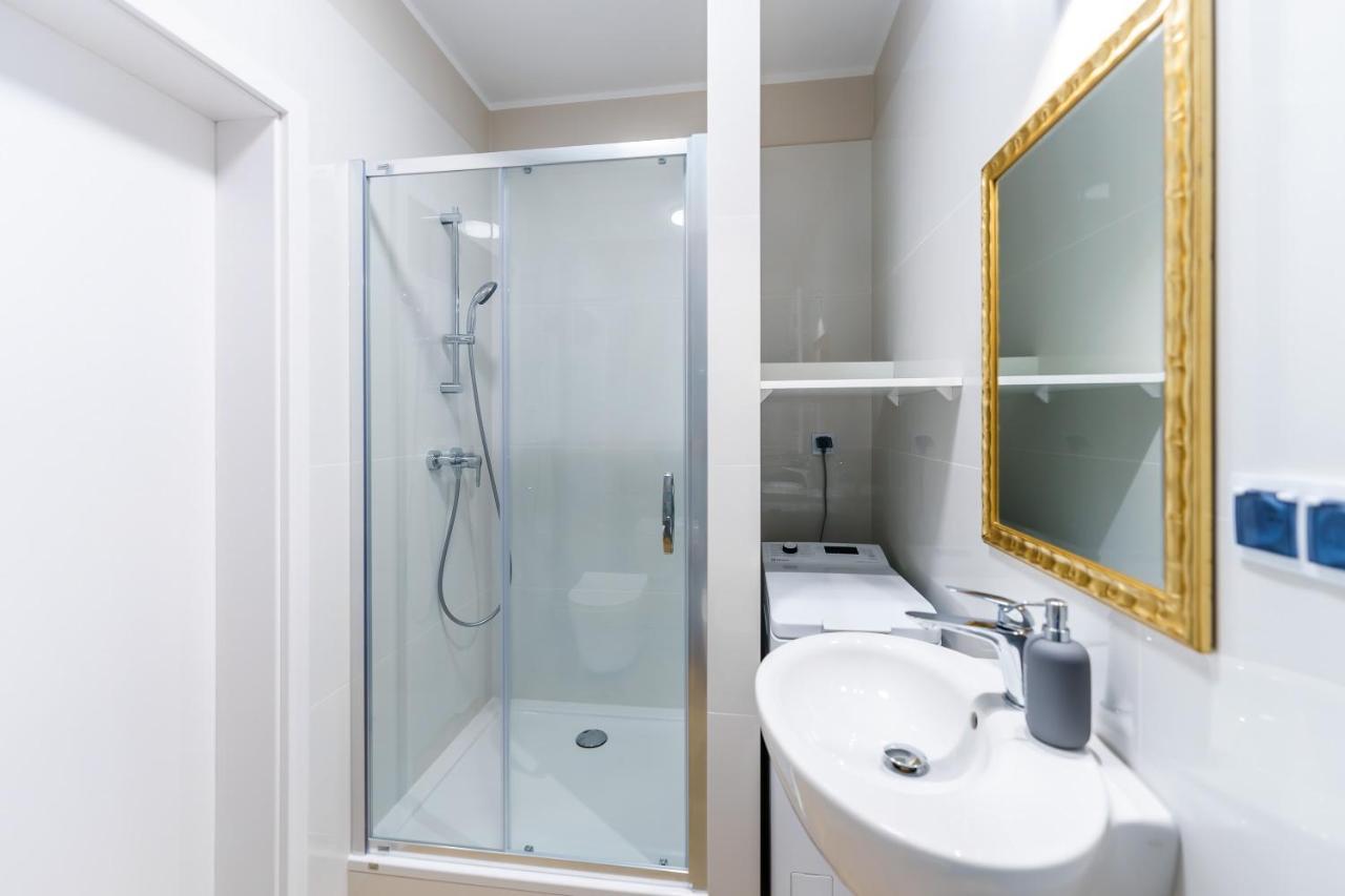 Apartament Kapitanski Z Widokiem Na Morze 4 Pietro - By Perlowa Przystan Rent Sianozety Eksteriør bilde